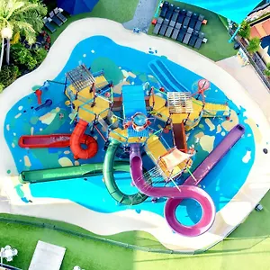 4* Station touristique Paradise