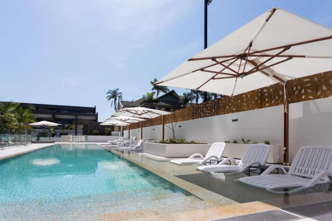 Spacious And Modern 2 Bedroom Apartment In Paradise Gold Coast